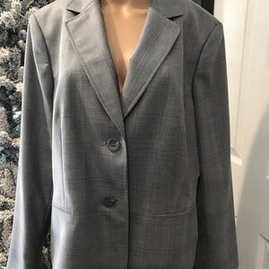 Kasper Women's Classic Gray Blazer